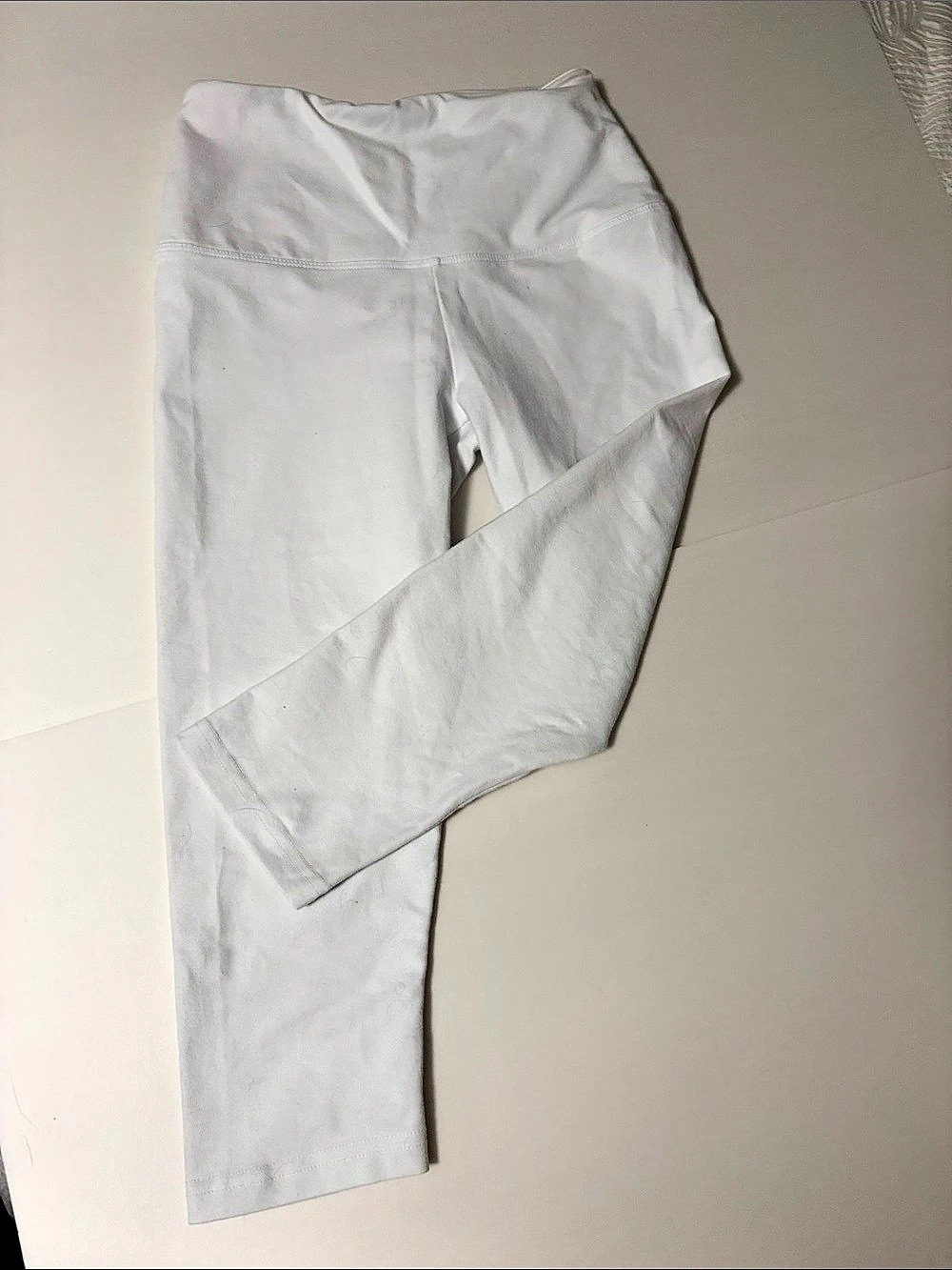 LYSSE Flattering Cotton Crop Legging White Leggings Small